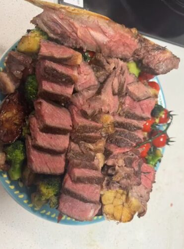 Australian tomahawk steak, approximately 1.2 kg. photo review